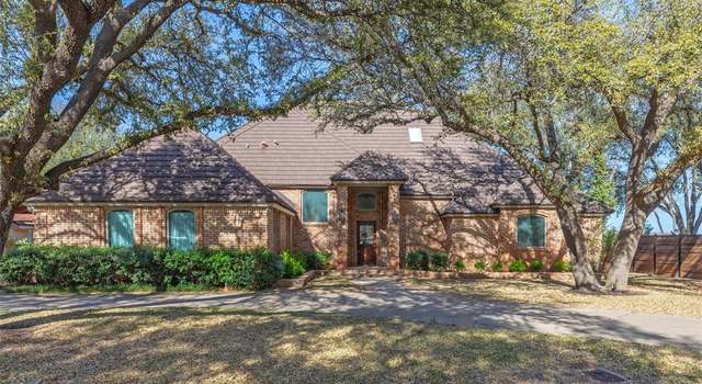 Photo of 1741 Lakeshore Dr, Abilene, TX 79602