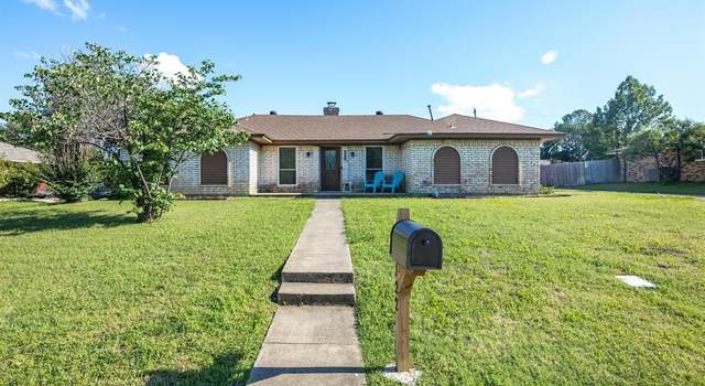 Photo of 122 Village Estates Dr, Highland Village, TX 75077