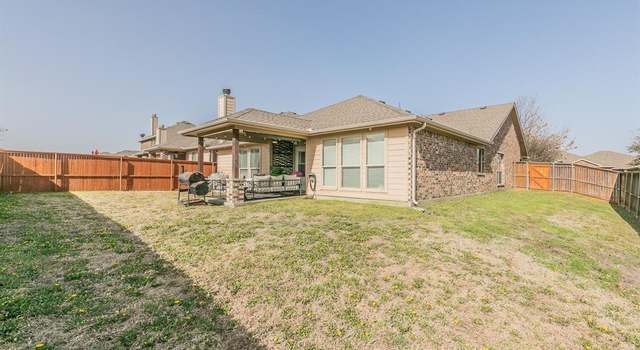Photo of 2035 Carriage Rd, Heartland, TX 75126