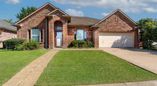 Photo of 6805 Shoal Creek Dr, Arlington, TX 76001