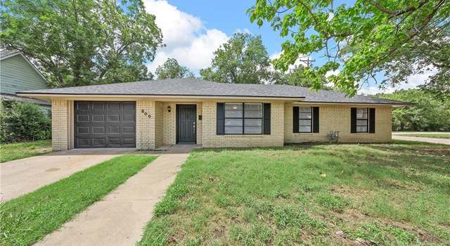 Photo of 800 Chambers St, Marlin, TX 76661