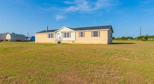 Photo of 2513 Gills Crossing Ct, Alvarado, TX 76009