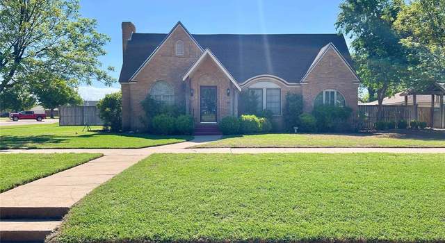 Photo of 701 Cain, Quanah, TX 79252