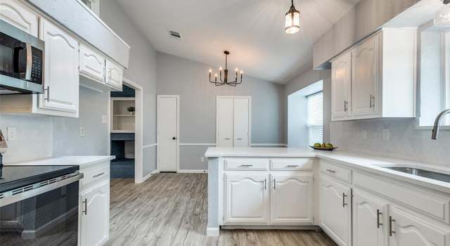 Photo of 1846 College Pkwy, Lewisville, TX 75077