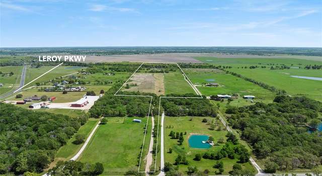 Photo of 297 Kelinske Rd, Elm Mott, TX 76640