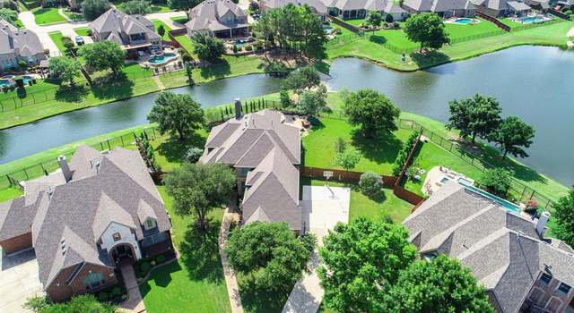 Photo of 416 Northshore Ct, Keller, TX 76248