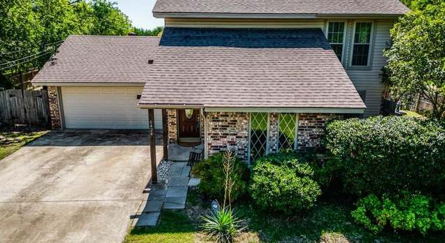 Photo of 6424 Dixie Garden Ln, Dallas, TX 75236