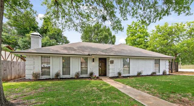 Photo of 3067 Panhandle Dr, Grapevine, TX 76051