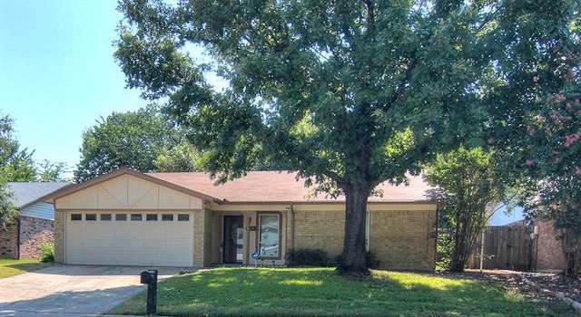 Photo of 2712 Starlake Ct, Irving, TX 75060