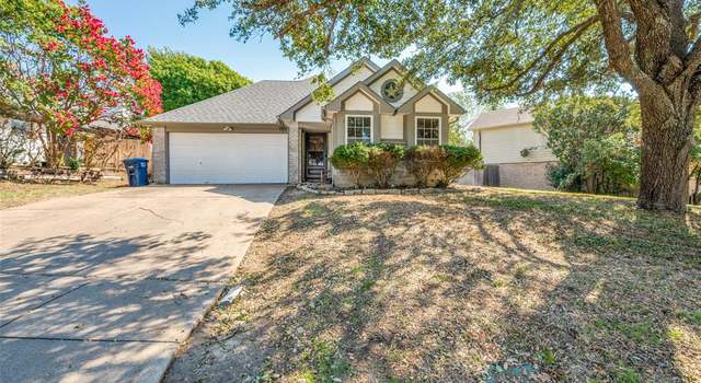 Photo of 212 N Long Rifle Dr, Fort Worth, TX 76108