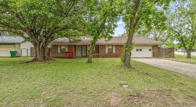 Photo of 1360 N Lillian St, Stephenville, TX 76401