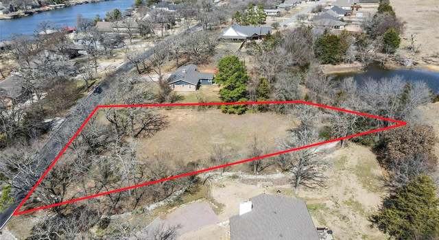 Photo of 1227 Kiowa Dr E, Gainesville, TX 76240