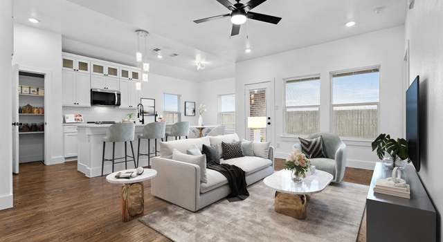 Photo of 1037 Springview Ln, Mabank, TX 75147