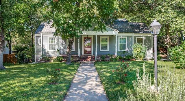 Photo of 1401 Bluebonnet Dr, Fort Worth, TX 76111