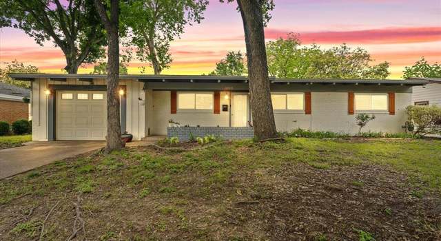 Photo of 1909 Bunker Hill Dr, Irving, TX 75061