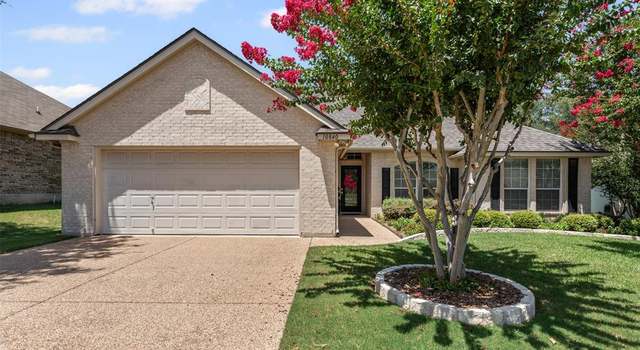 Photo of 10840 Golfview Way, Benbrook, TX 76126