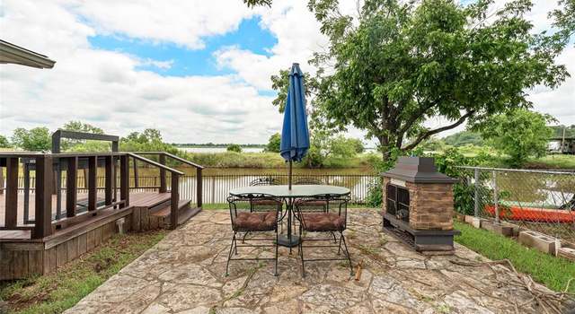 Photo of 5407 Water View Dr, Granbury, TX 76048