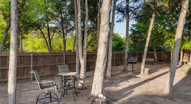 Photo of 241 Williamsburg Ln, Red Oak, TX 75154