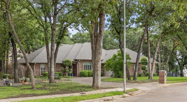 Photo of 417 Schooner Dr, Azle, TX 76020