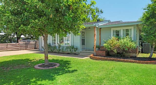 Photo of 707 Sycamore St, Weatherford, TX 76086