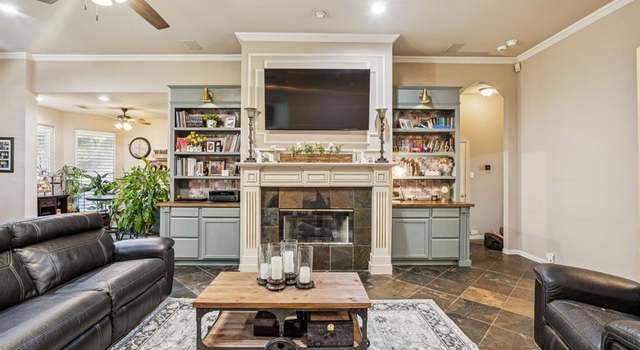 Photo of 3201 Hilltop Ct, Lewisville, TX 75077
