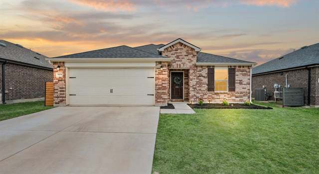 Photo of 9108 Lookout Pt, Fort Worth, TX 76179