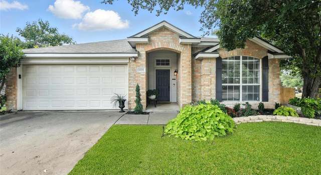 Photo of 8125 Chamizal Dr, Fort Worth, TX 76137