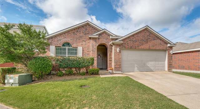 Photo of 9016 Sagebrush Trl, Cross Roads, TX 76227