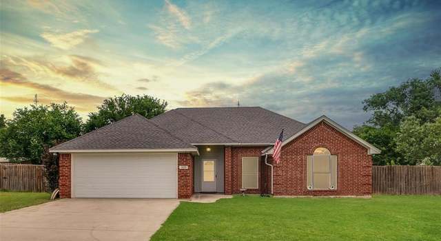 Photo of 320 Mockingbird Ln, Springtown, TX 76082