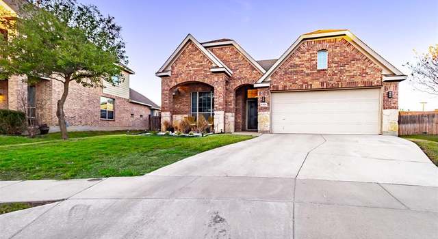 Photo of 4304 Mountain Crest Dr, Fort Worth, TX 76123