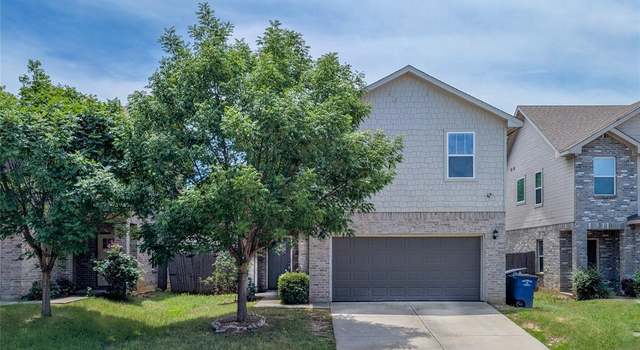 Photo of 9918 Ironhorse Dr, Dallas, TX 75227