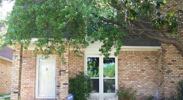 Photo of 2232 Brigadoon Ct, Arlington, TX 76013