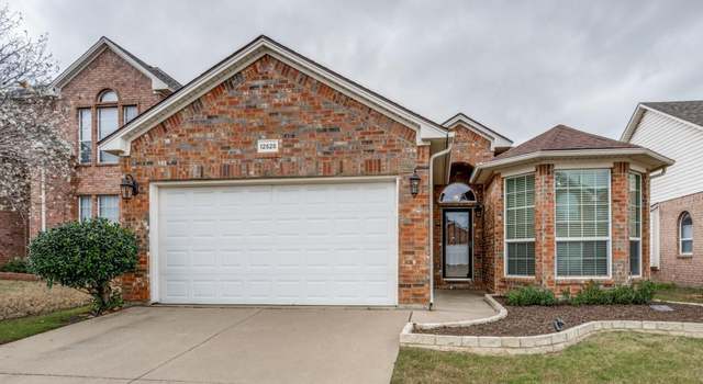 Photo of 12525 Cottageville Ln, Fort Worth, TX 76244