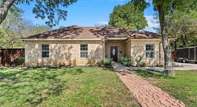 Photo of 913 E Elm St, Hillsboro, TX 76645