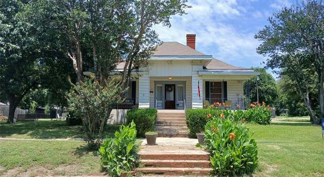 Photo of 300 NW 2nd St, Hubbard, TX 76648
