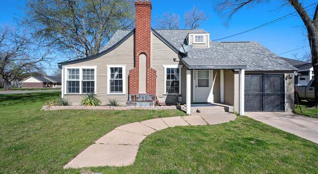 Photo of 1304 E 4th Ave, Corsicana, TX 75110