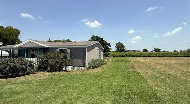 Photo of 101 Christi Dr, Southmayd, TX 76268