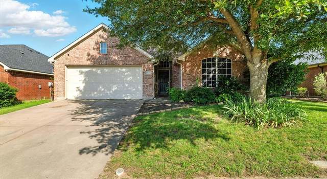Photo of 1015 Cutting Horse Dr, Mansfield, TX 76063