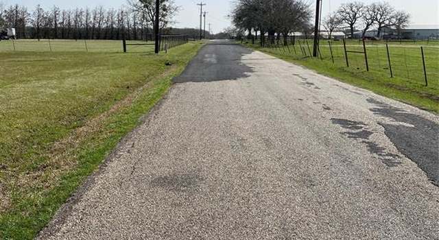 Photo of 4410 County Road 2546, Union Valley, TX 75474