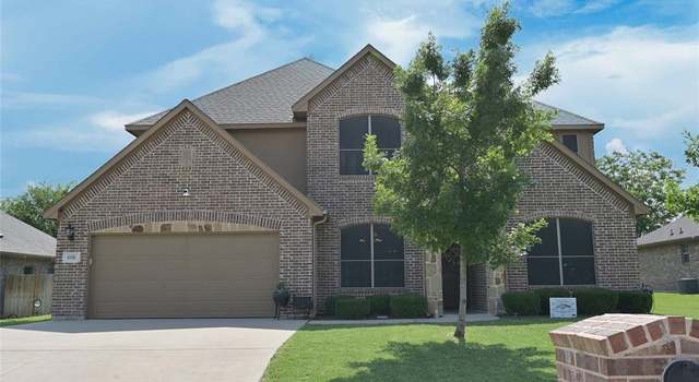 Photo of 606 Brandt St, Grandview, TX 76050