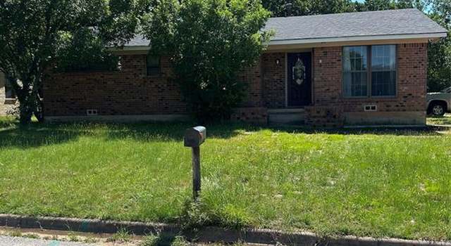 Photo of 1830 S Center St, Denison, TX 75021