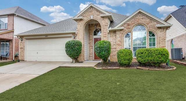 Photo of 4620 Parkview Ln, Fort Worth, TX 76137