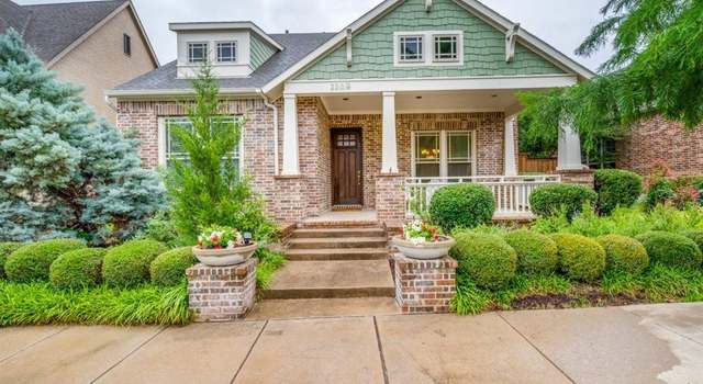 Photo of 2209 Shakespeare St, Carrollton, TX 75010