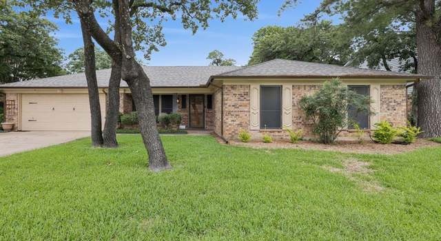 Photo of 6209 Sierra Ct, Arlington, TX 76016