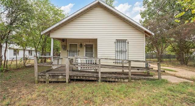 Photo of 2207 Behrens Cir, Bellmead, TX 76705