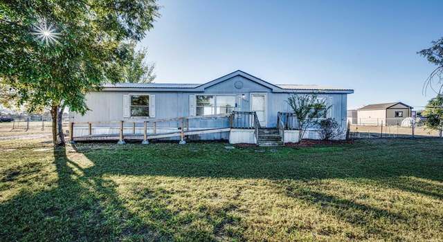 Photo of 3320 Shady Creek Cir, Red Oak, TX 75154