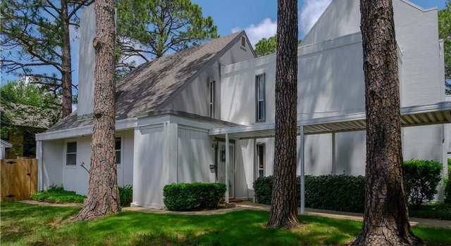 Photo of 414 Hollyhill Ln, Denton, TX 76205