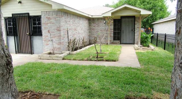 Photo of 10415 Blackjack Oaks Dr, Dallas, TX 75227