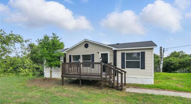 Photo of 230 Sea Salt Dr, Springtown, TX 76082