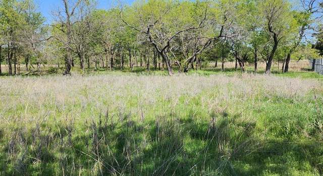 Photo of 194 Brandon Ln, Chico, TX 76431